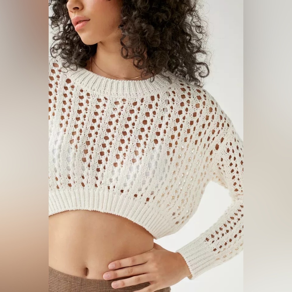 UO Wilma Open-Knit cropped Pullover Sweater S white NWOT urban outfitters